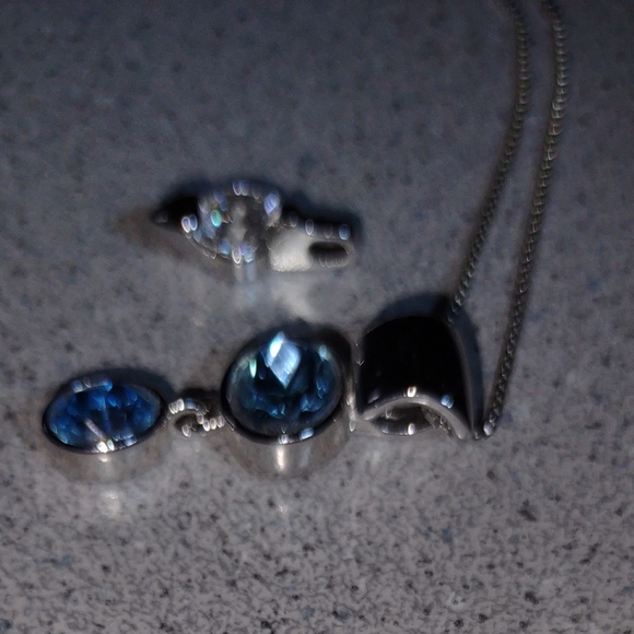 Firm Final Price!*Silvertone set  December Birthstone - Picture 2 of 5